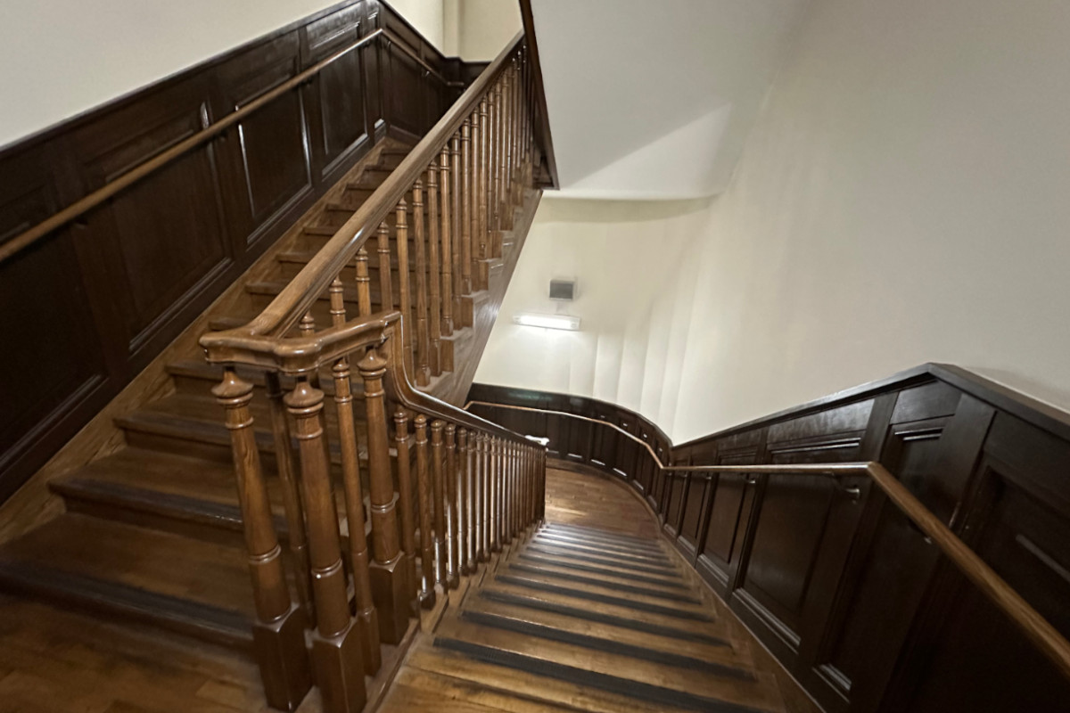 コンタクトイメージ２